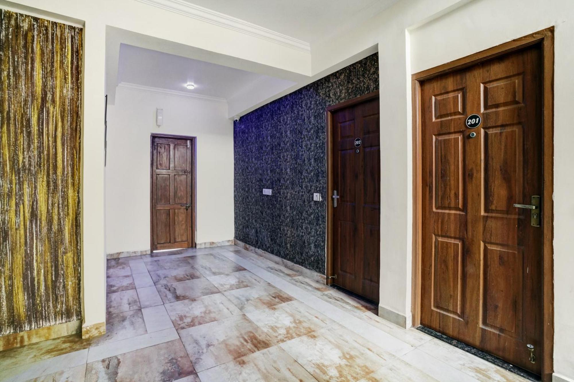 Super Hotel O Porvorim Sangolda Bagian luar foto