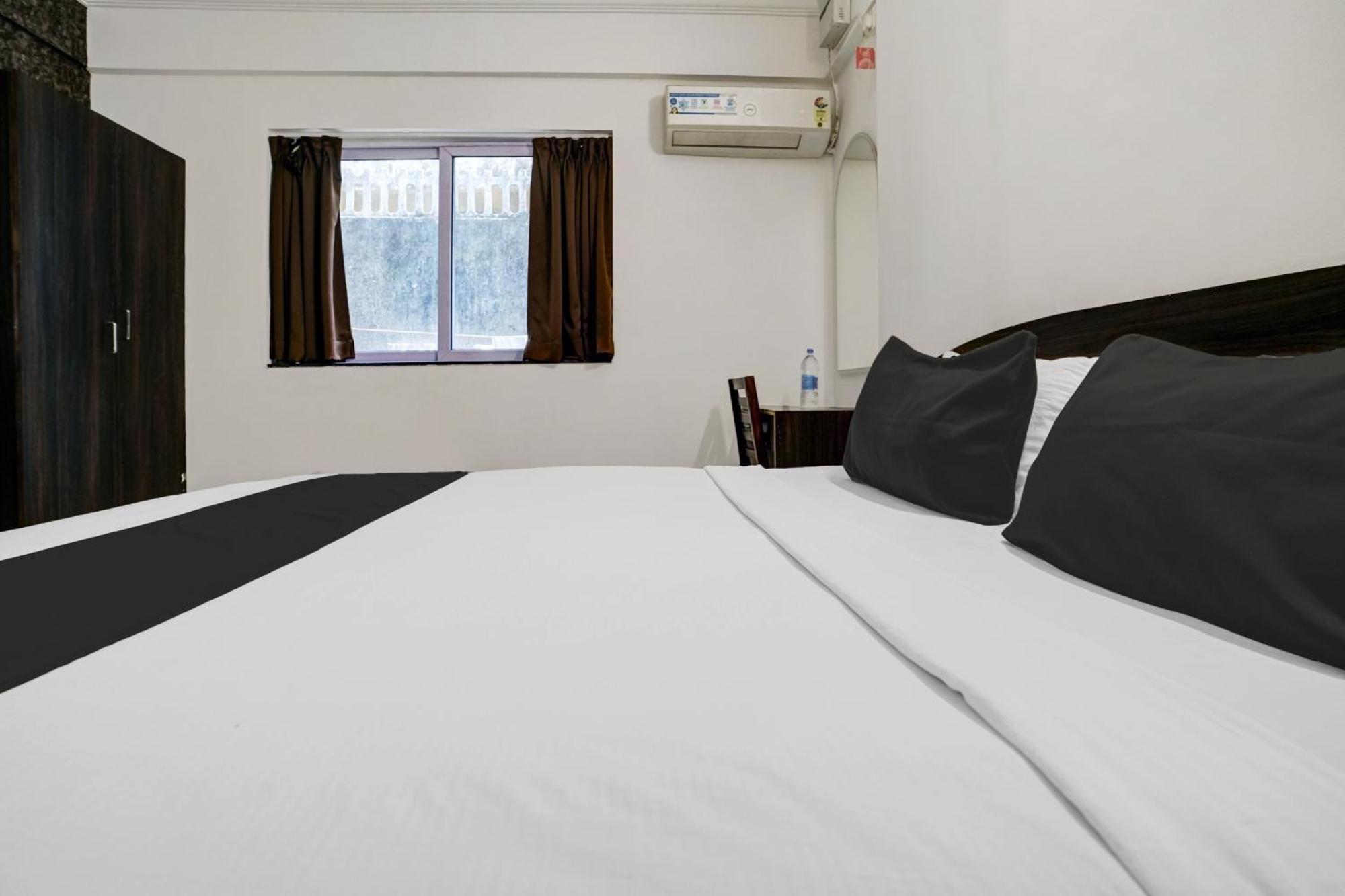 Super Hotel O Porvorim Sangolda Bagian luar foto